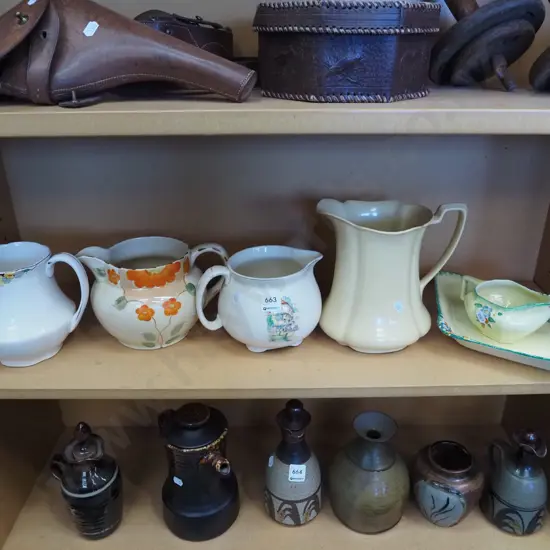 5x jugs, Crown Devon dish