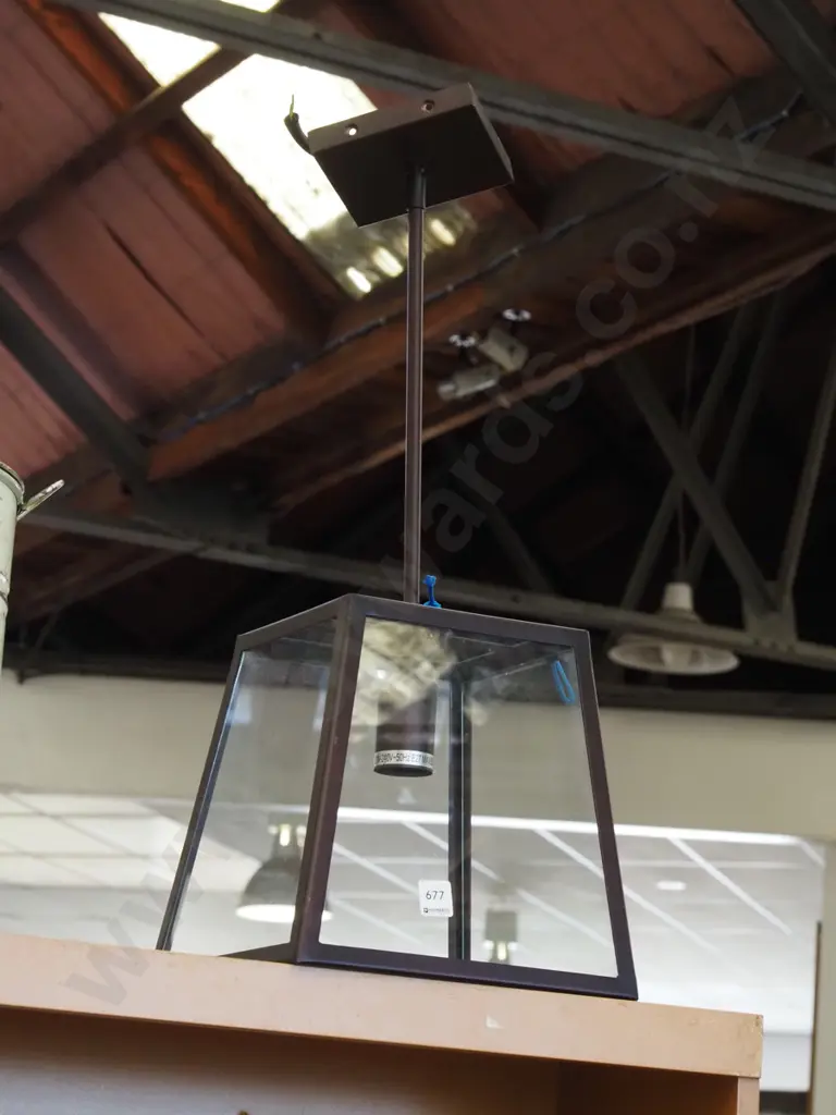 as new pendant light fitting Image 1++