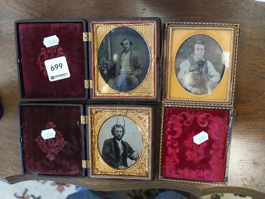 3x  daguerreotypes - crack to one Image 1++