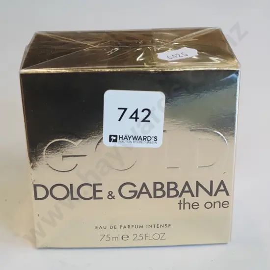 boxed as new Dolce & Gabbana eau de parfum 75ml