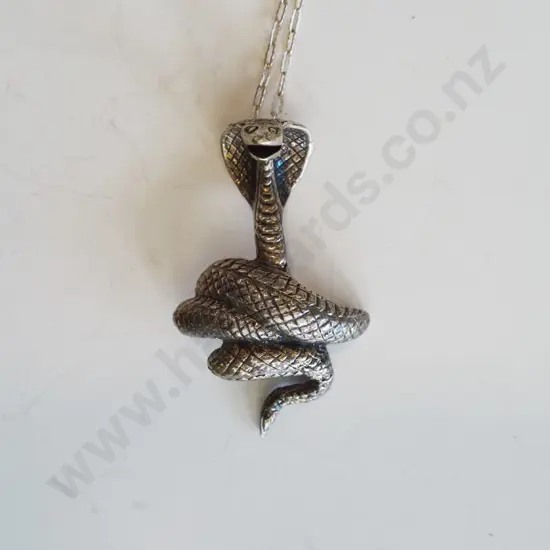 sterling silver snake pendant & chain