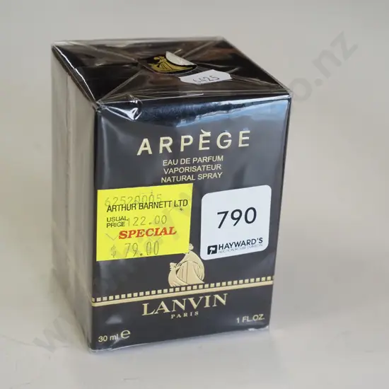 boxed as new Arpege eau de parfum 30ml 