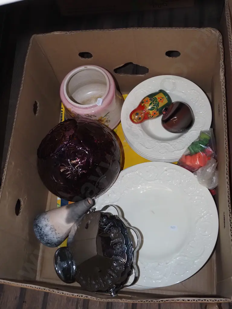 box; purple glass bowl, Wedgwood  Etruria bowls, plates etc Image 1++