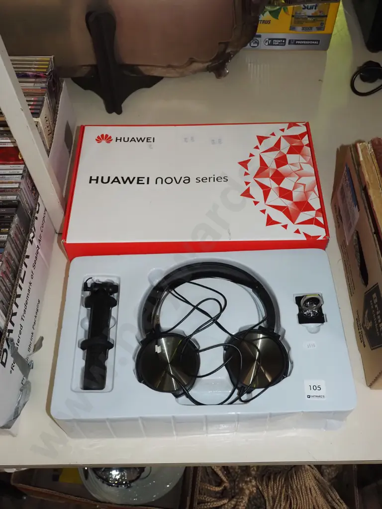Huawei headphones Image 1++