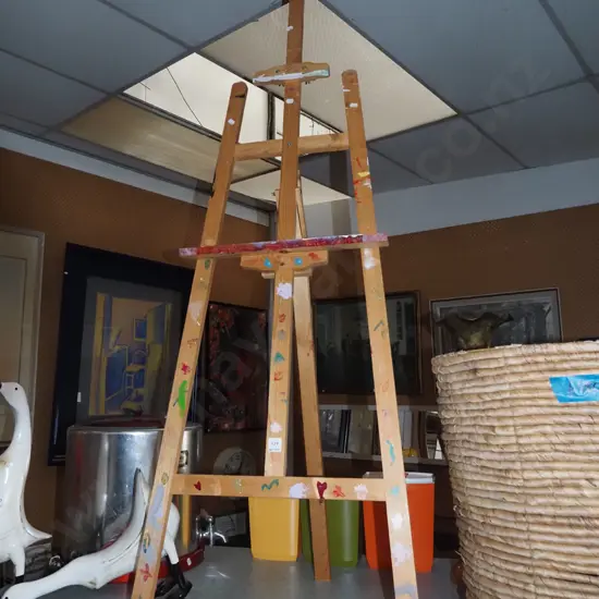 wooden artist easel