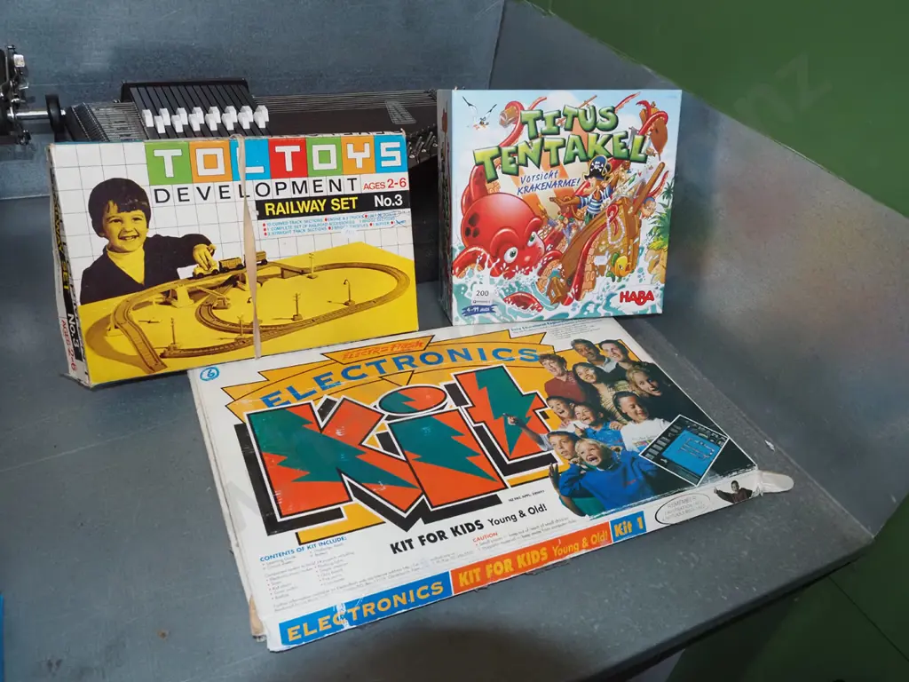 train set, electronic set, German board game Image 1++