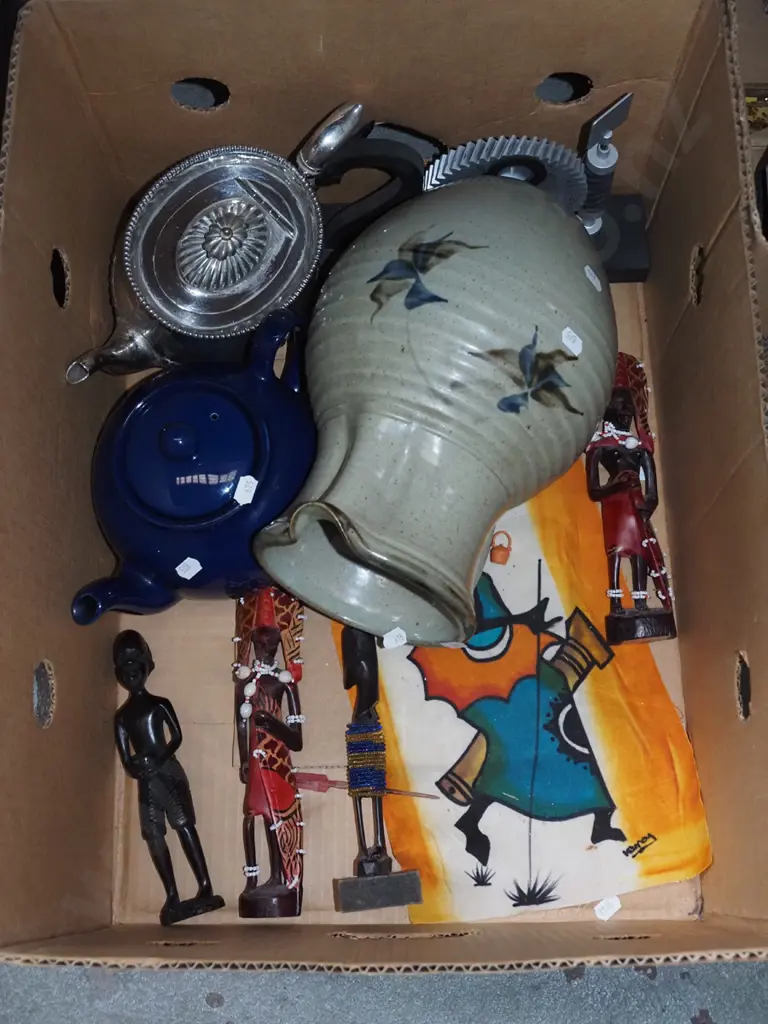 box; water jug, figurines, teapots etc Image 1++