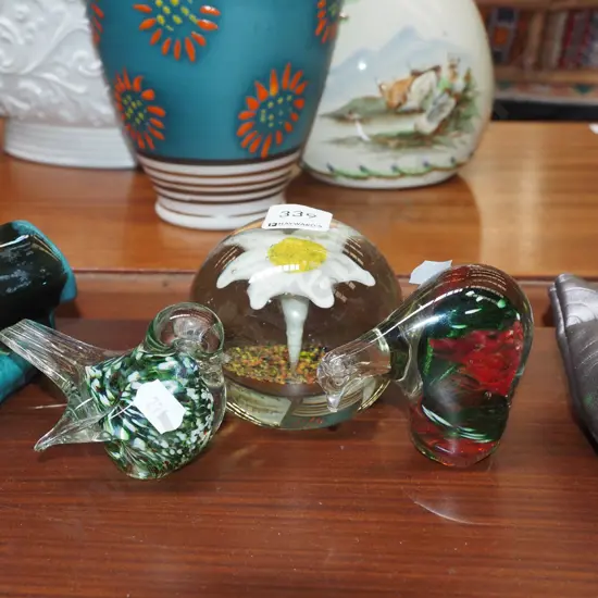 glass paperweight, 2x figurines
