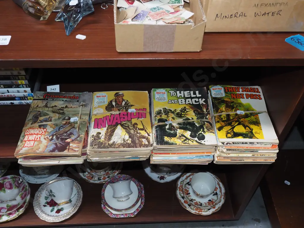4x bundles of Commando and other war comics Image 1++