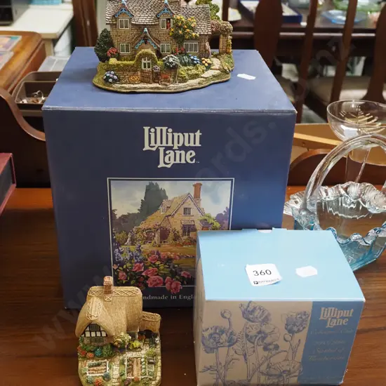 2x boxed Lilliput Lane cottages H90