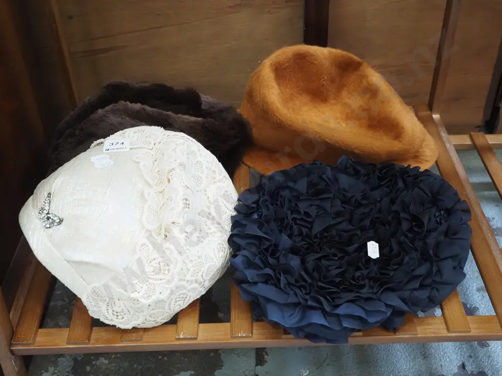 4x ladies hats Image 1++