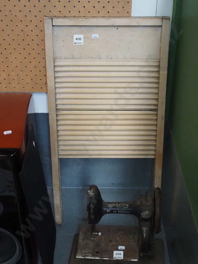 wooden washboard - borer Image 1++