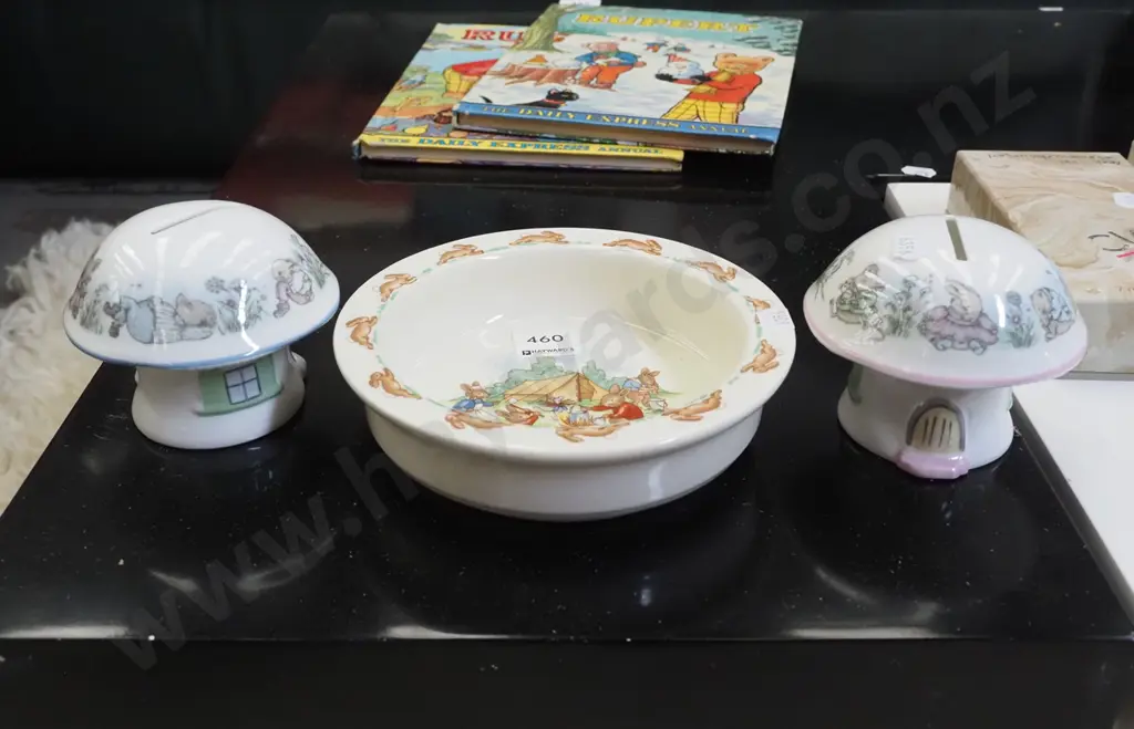 bunnykins bowl, 2x mushroom piggy banks Image 1++