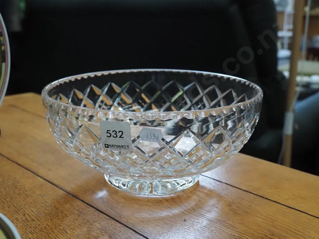 crystal footed bowl Image 1++