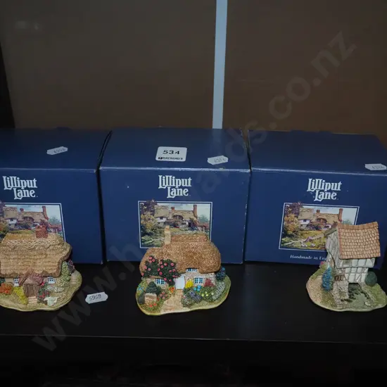 3x boxed Lilliput Lane cottages H65