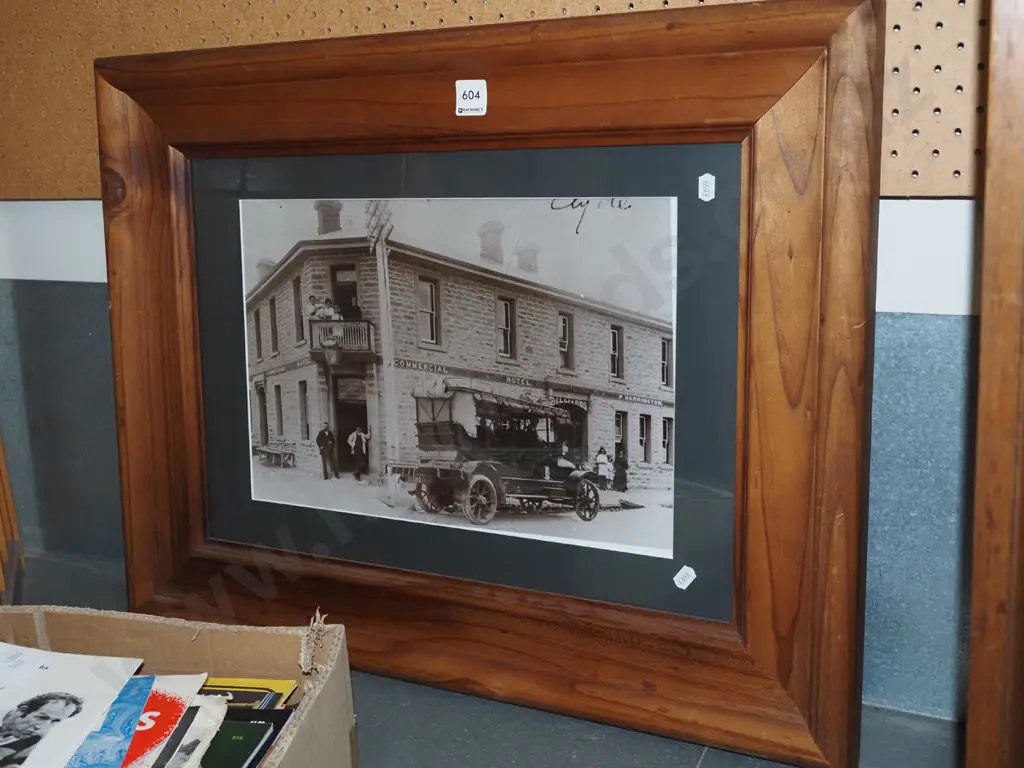 framed reproduction print - Commercial Hotel (Clyde) Image 1++