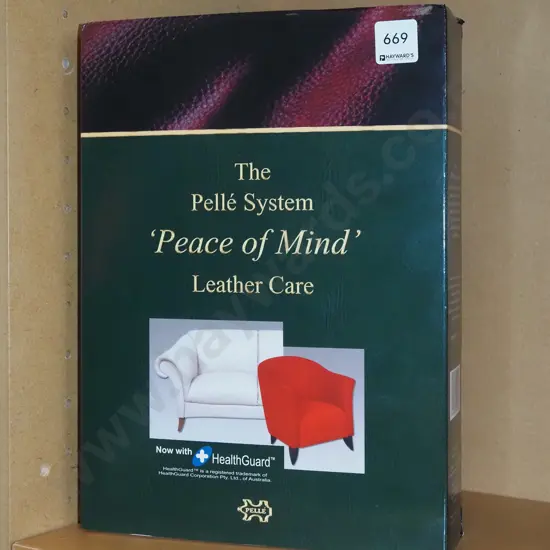 The Pelle leather care kit