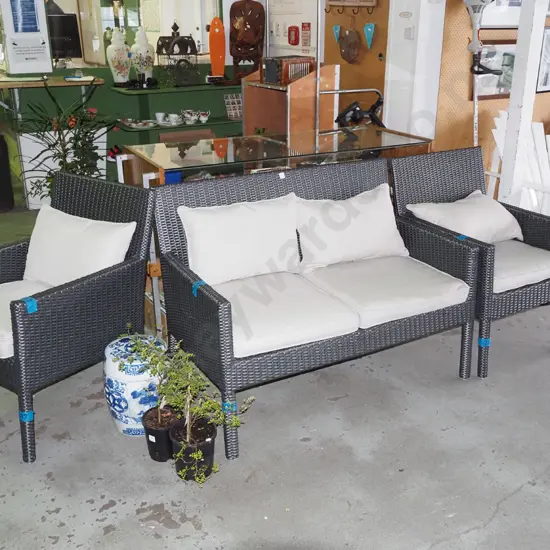 woven plastic 3 piece lounge suite with cushions - good condition