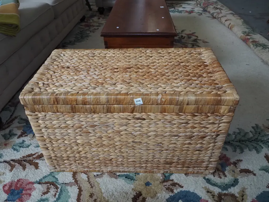 seagrass laundry/blanket box Image 1++
