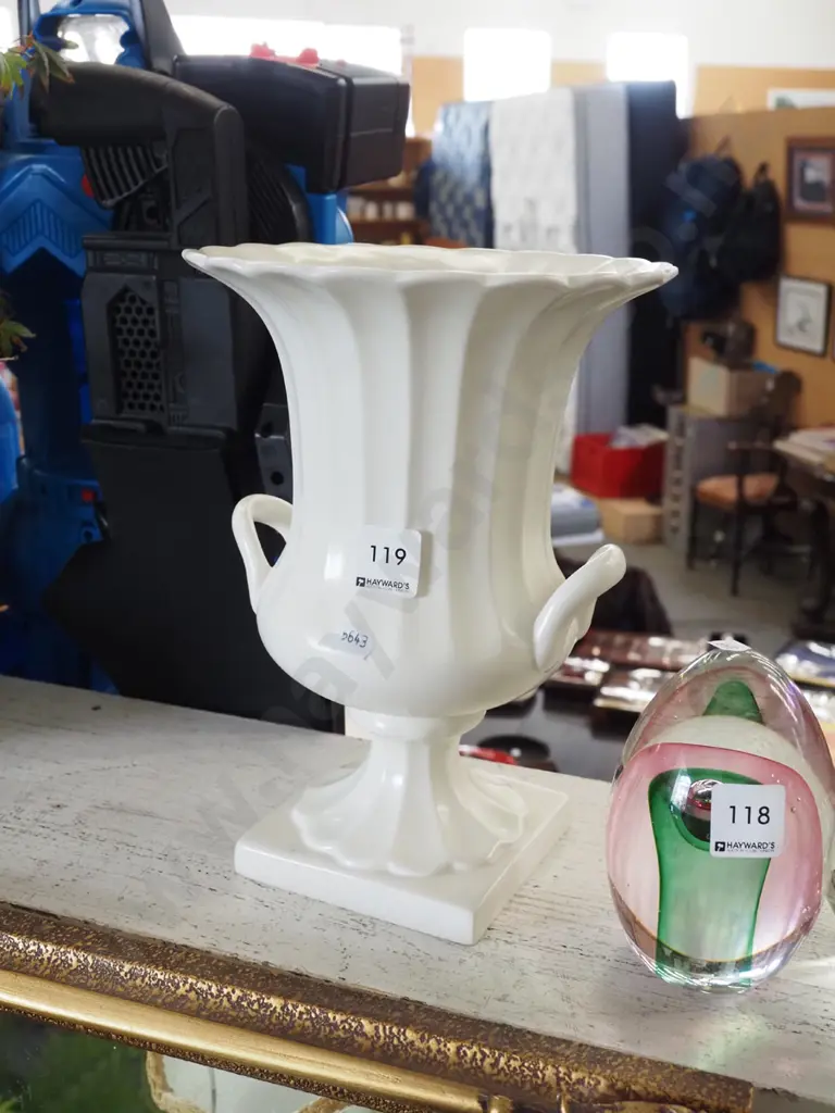 English double handled vase H250 Image 1++