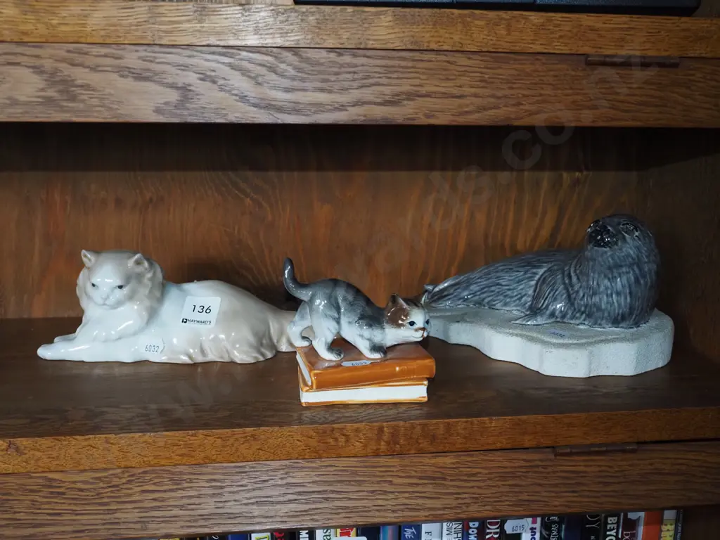 ceramic cats, seal Image 1++