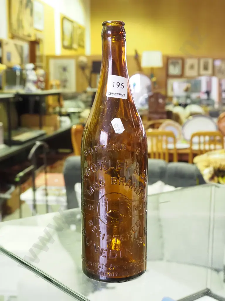 Powley & Co Moa Brand beer bottle Image 1++