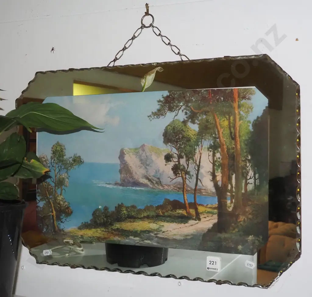 retro scalloped edge picture mirror Image 1++