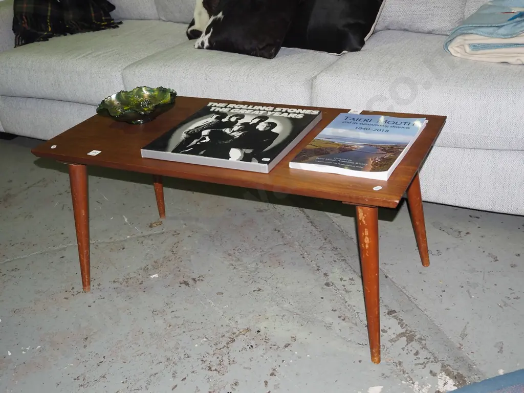 retro turned leg coffee table H430 W920 D425 Image 1++