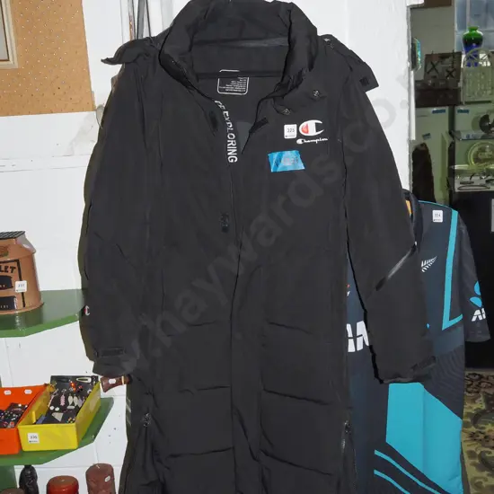 Champion size Small long puffer jacket