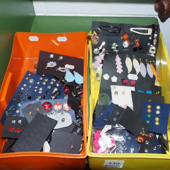 2x tubs of earrings and studs