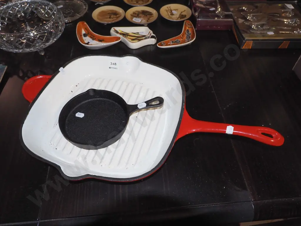 cast iron and enamel skillet, small cast iron frying pan Image 1++