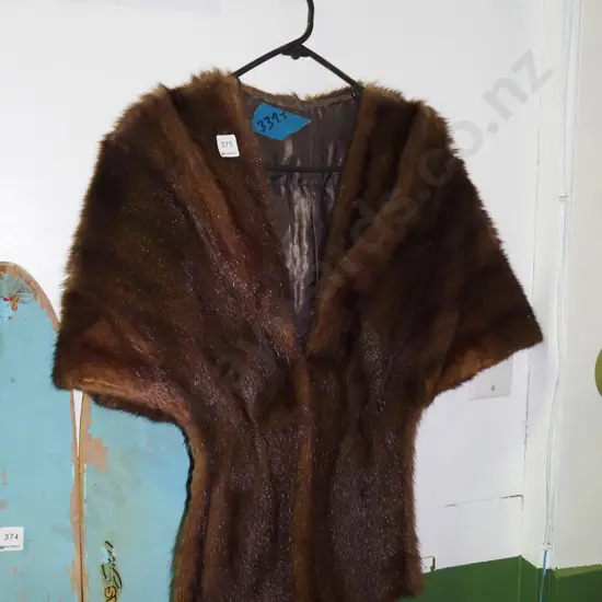 fur stole