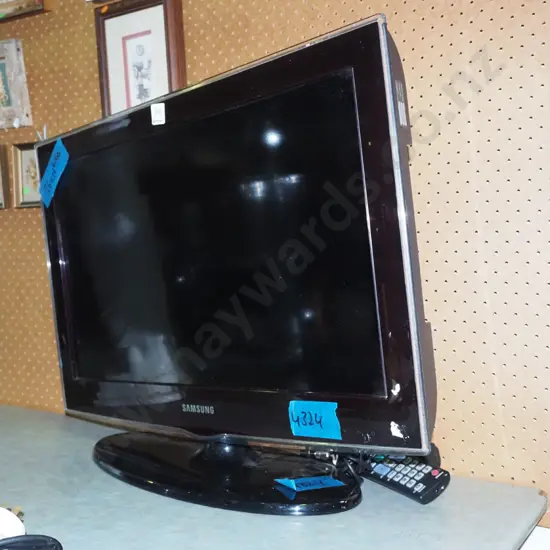 Samsung 29" TV - wobbly on stand