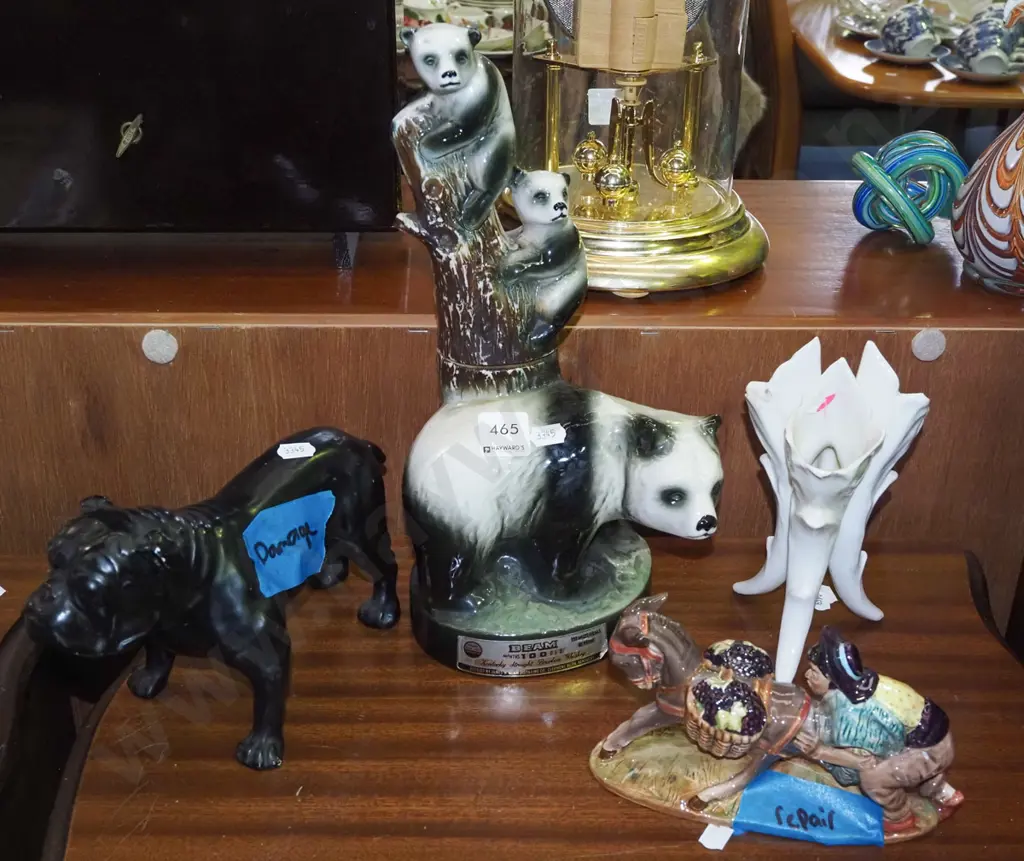 Jim Beam panda decanter - no contents, vase, 2 damaged figurines Image 1++