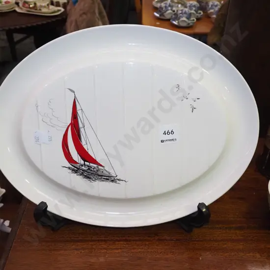Palissy Red Regatta meat dish