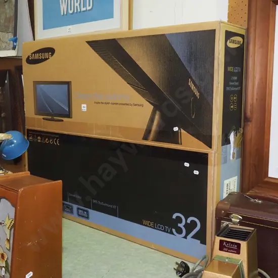 as new boxed Samsung 32" series 3 TV - not a smart TV