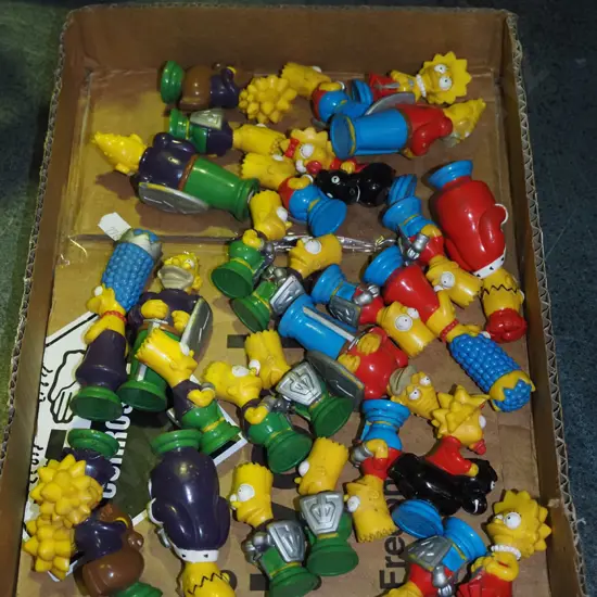 Simpson figurine chess pieces