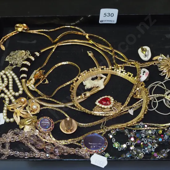 tray of costume jewellery