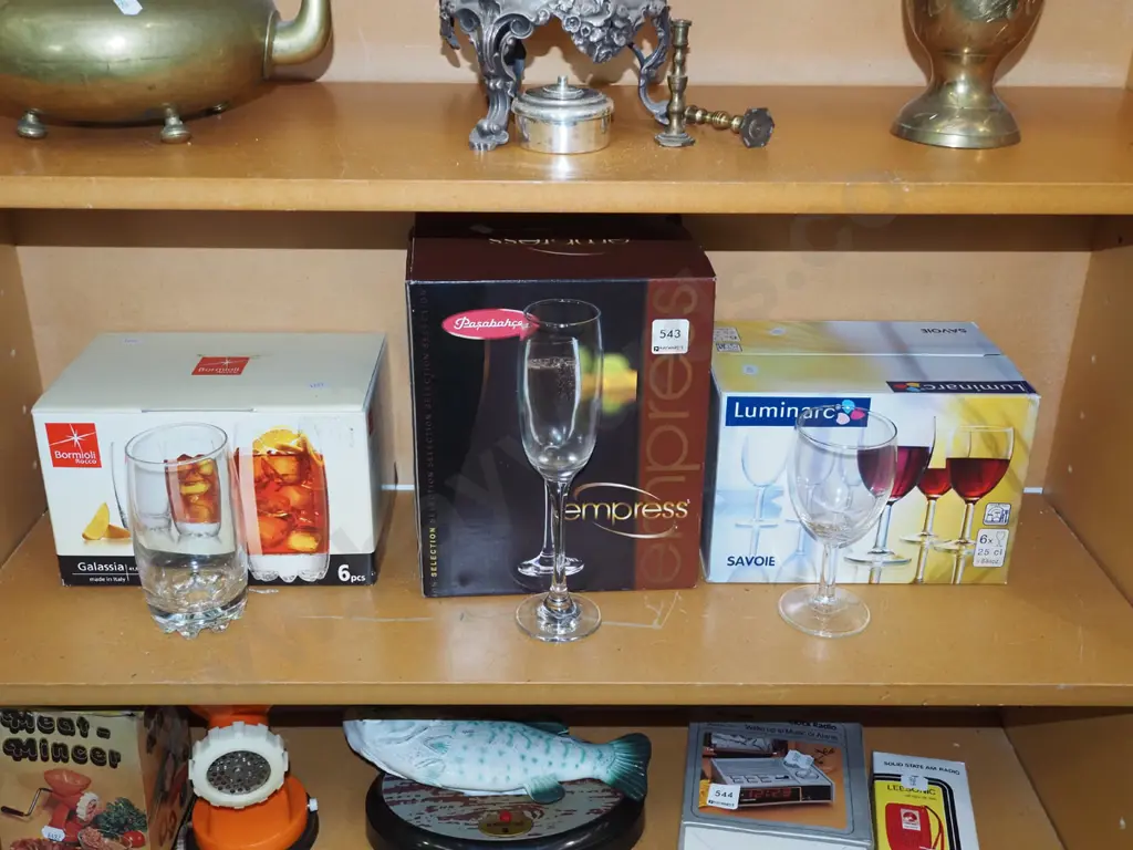 3x boxed sets of glasses Image 1++