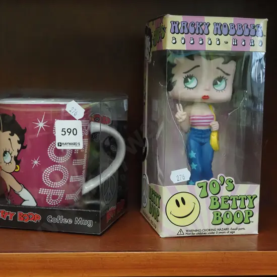 Betty Boop mug and figurine