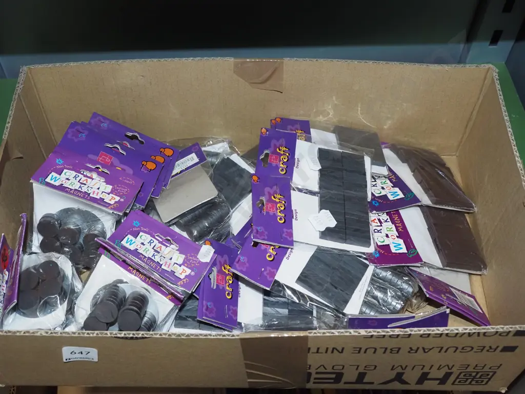 box of various craft magnets Image 1++