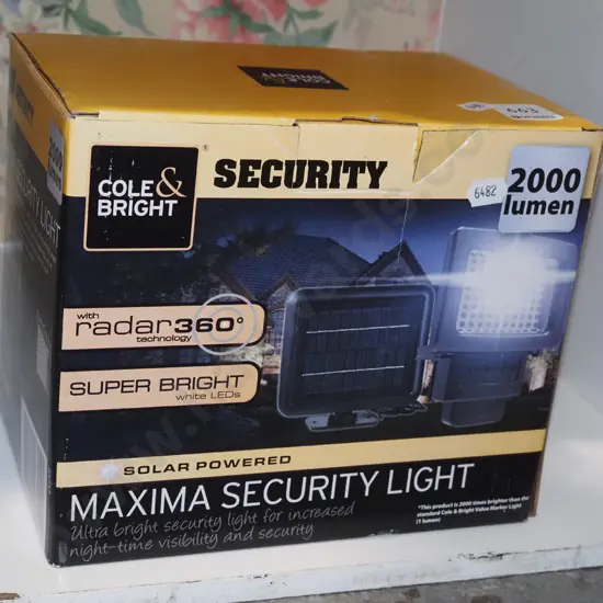 boxed as new old Maxima security light