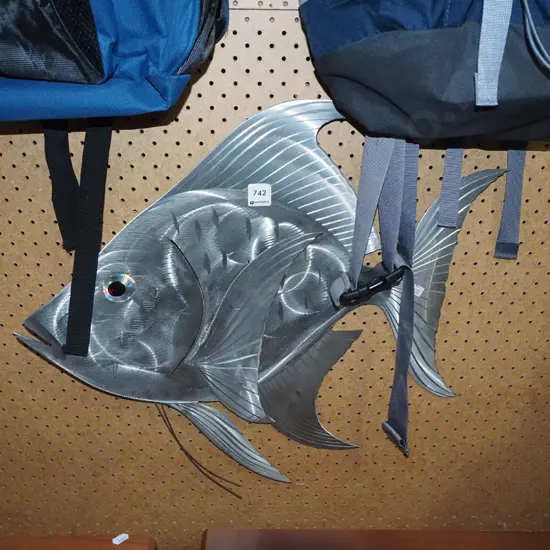 etched metal fish wall art W480