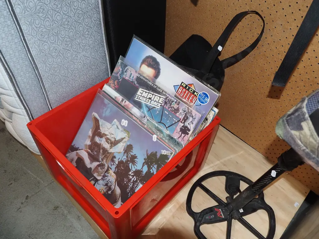 box of LPs; 10cc, Bee Gees, Cat Stevens etc Image 1++