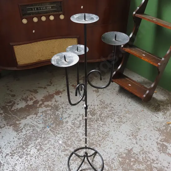 wrought metal freestanding candelabra H950