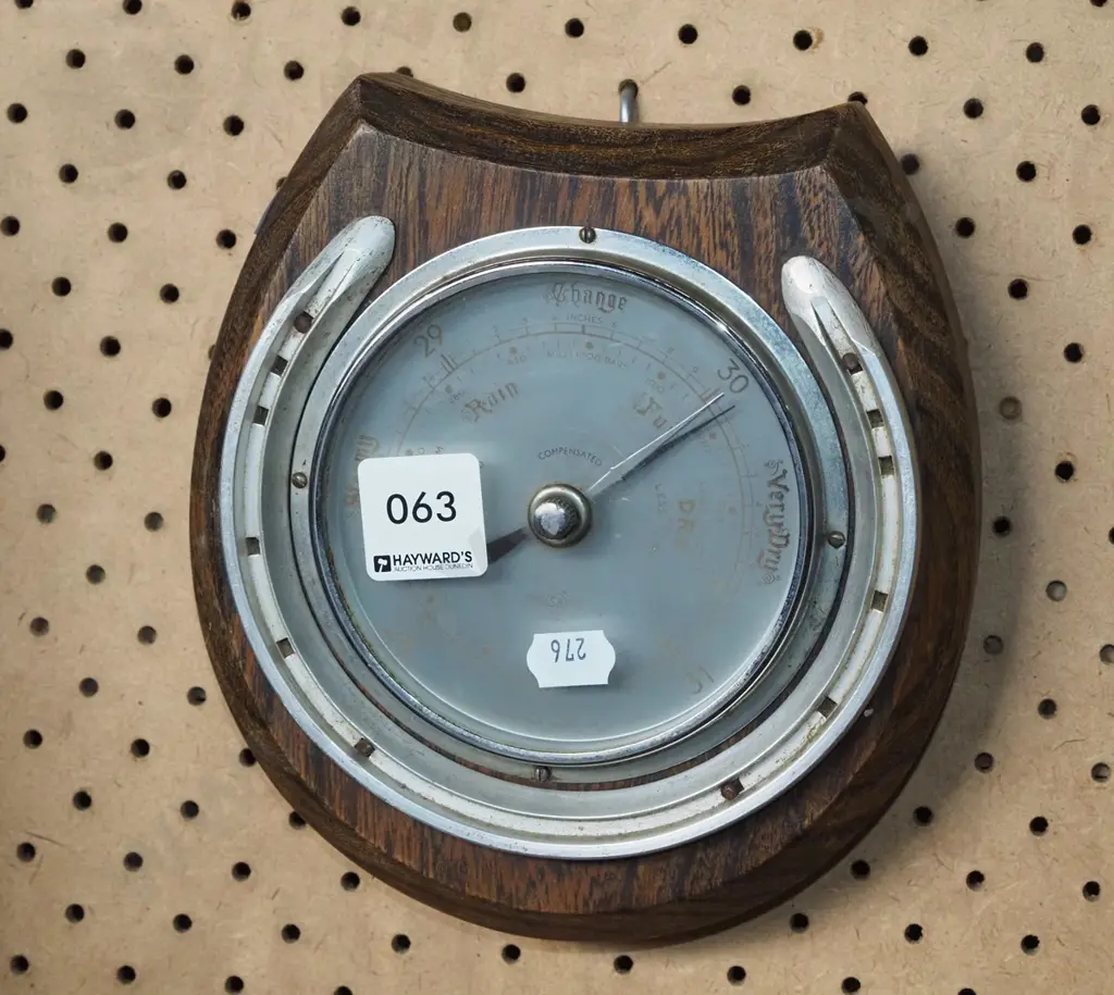 horse shoe barometer Image 1++