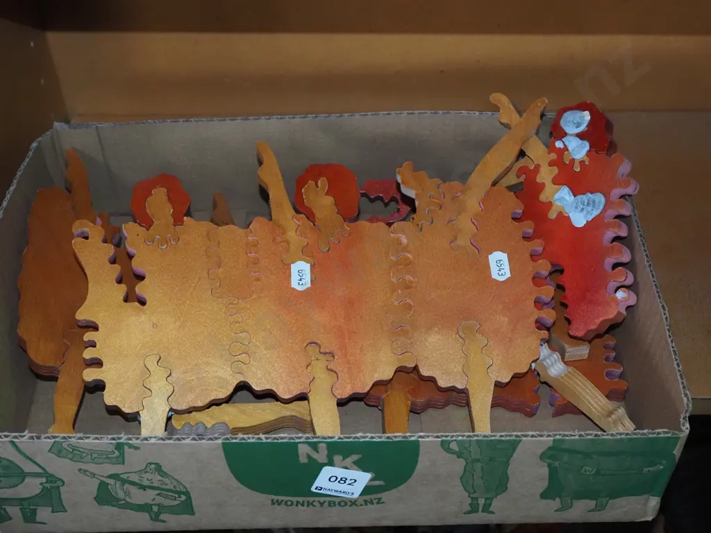 wooden puzzle - can can dancers Image 1++