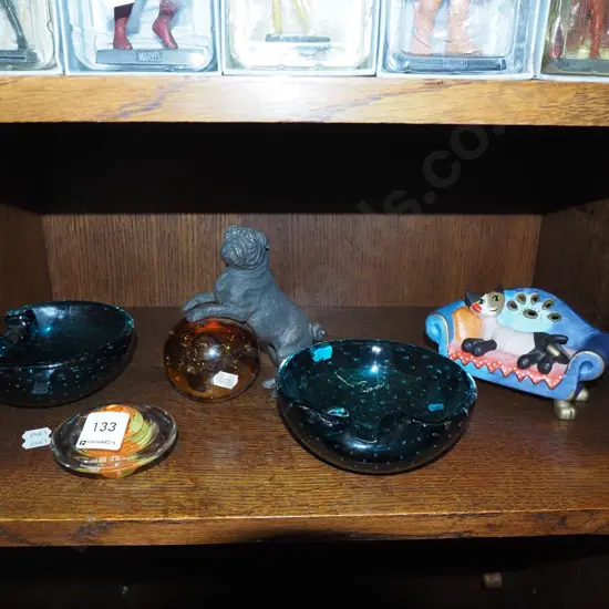 art glass bowls, paper weight, Rosina cat figurine and 1 other figurine