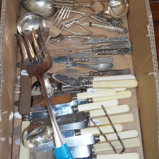 box of cutlery