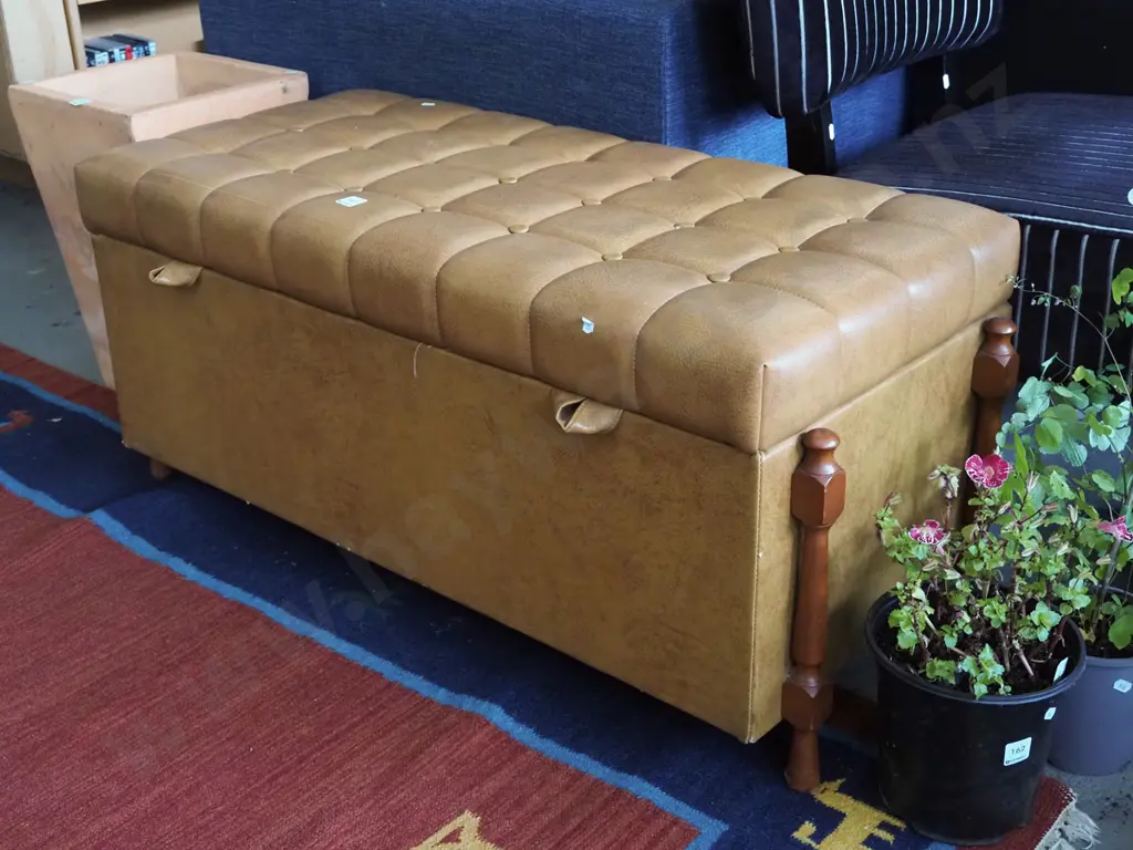 mid century vinyl deep buttoned blanket box - missing 1 button H460 W1000 Image 1++